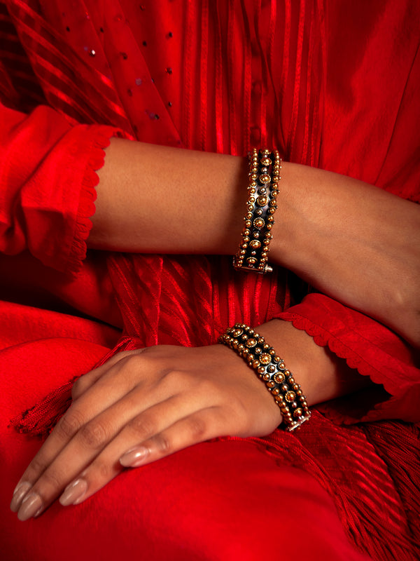 Svarnam Two Tone Bangle alternate