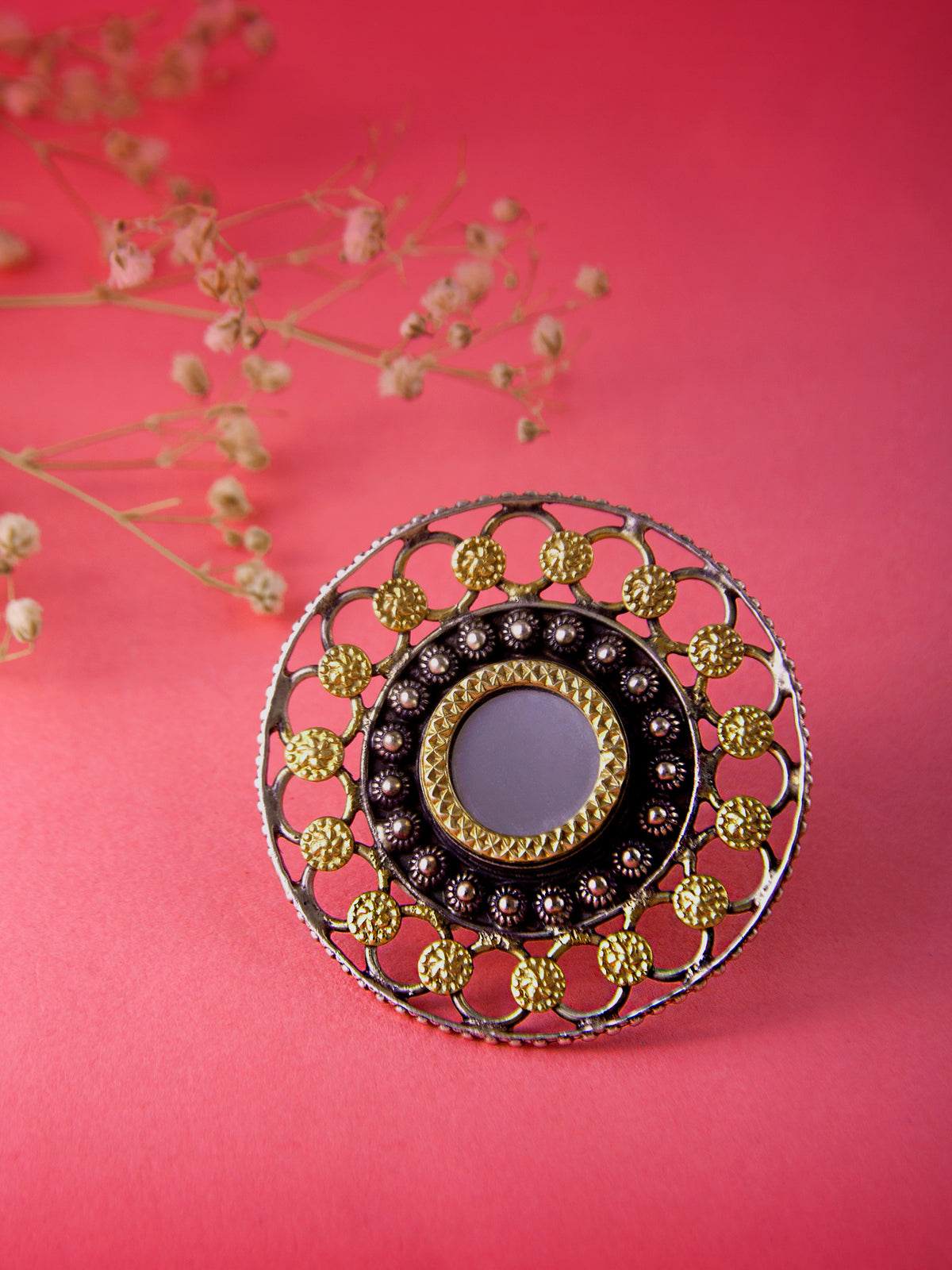 Svarnam Glass Ring view 1