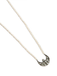 Silver Chaand Kundan Necklace with Pearl view 3