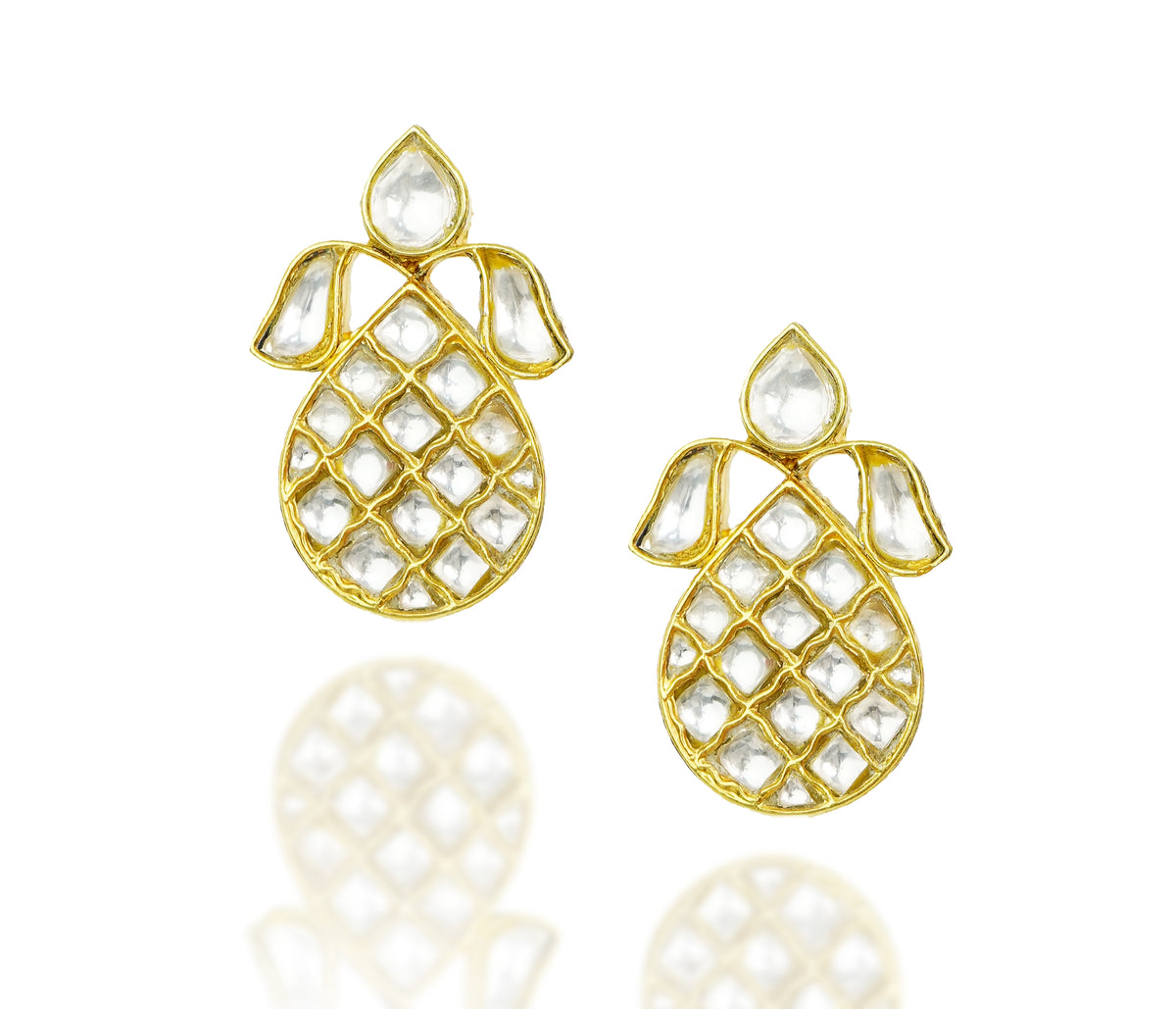925 Silver Gold Plated Oval Studs with White Kundan view 3