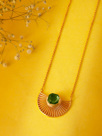 Svarnam Emerald Lightweight Necklace view 1
