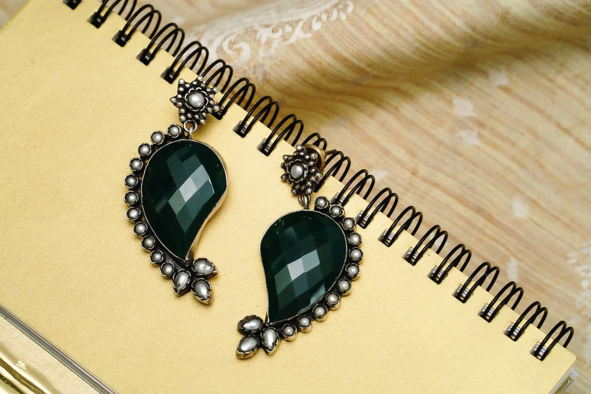 925 Silver Paisley Earrings with Green Onyx view 1