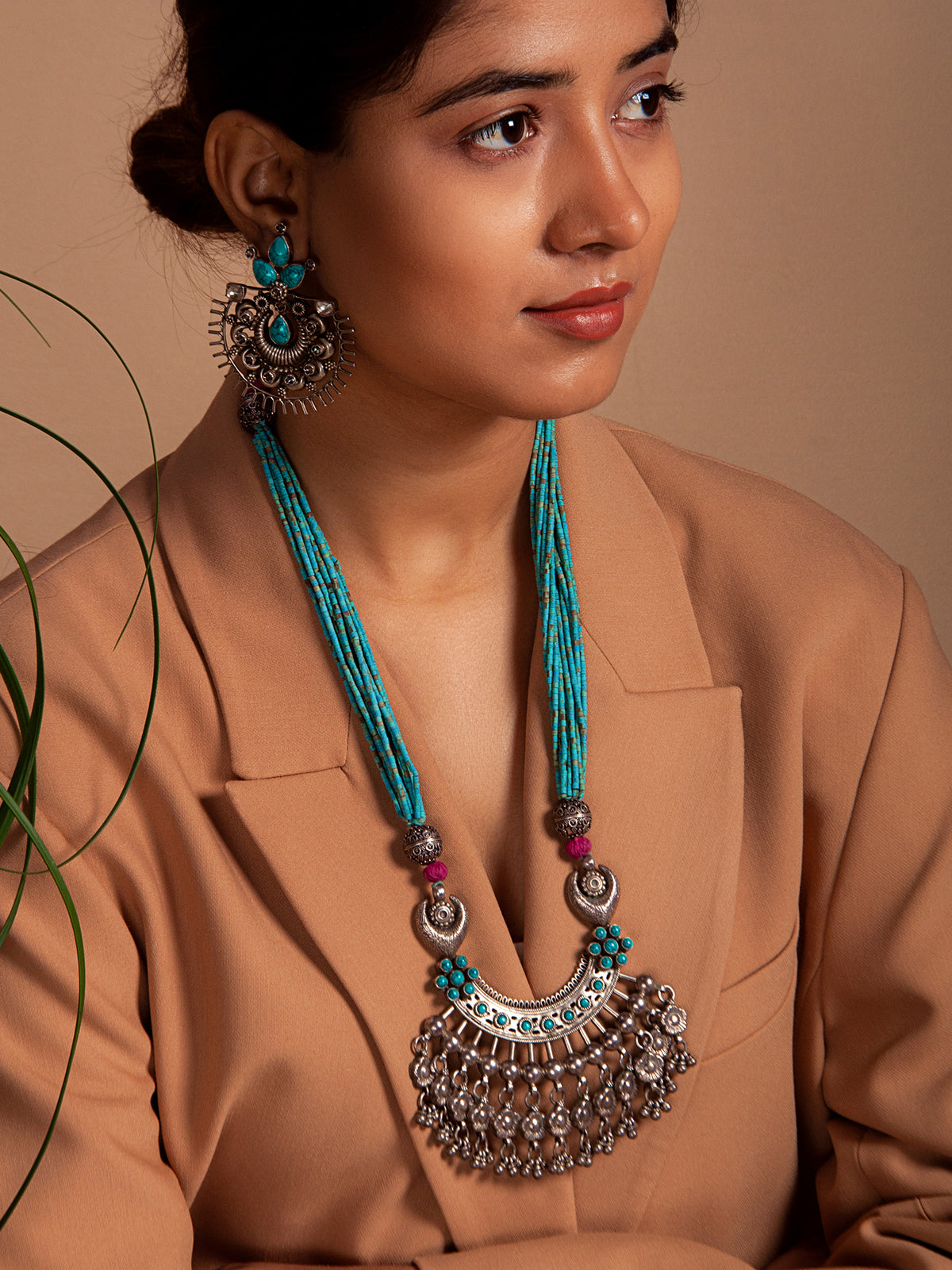 Silver Turquoise Beaded Necklace view 4