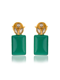 Floral studs with Green Onyx and Kundan view 1