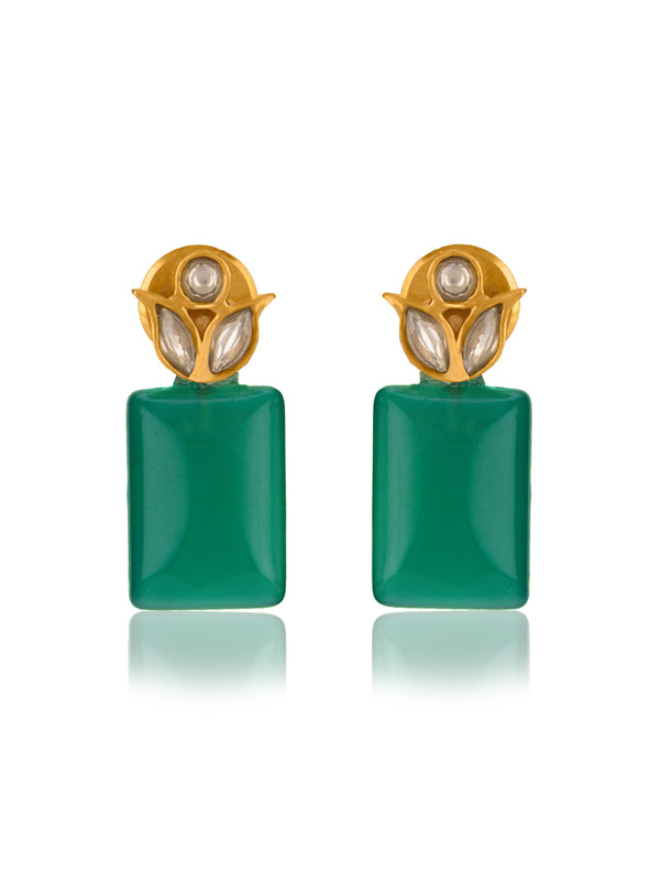 Floral studs with Green Onyx and Kundan