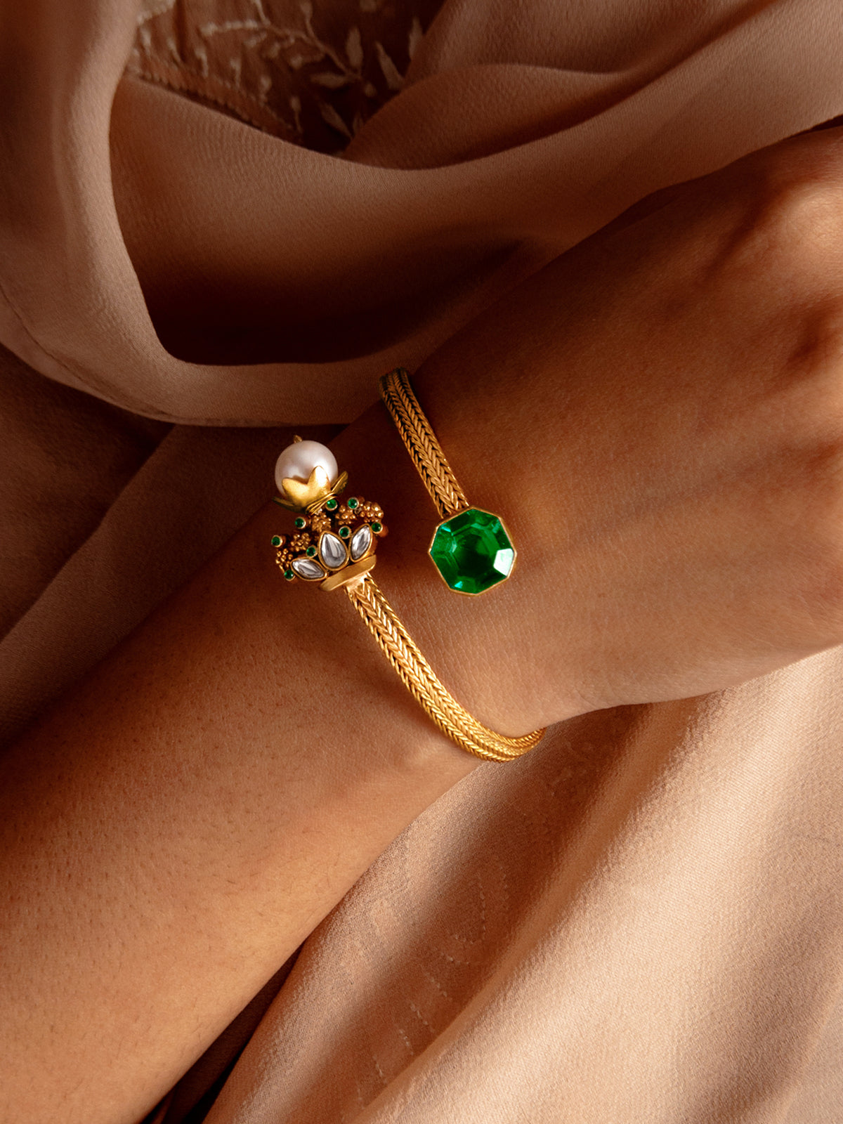 Svarnim Fusion Bangle with Pearl view 8
