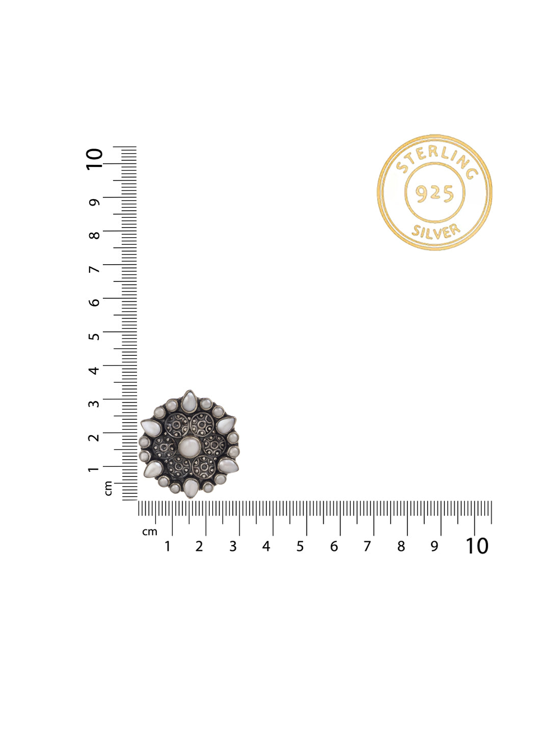 Rawa Pearl Studs view 3