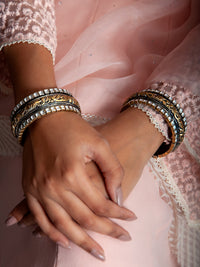 Svarnam Peacock Two Tone Kundan Bangle view 6