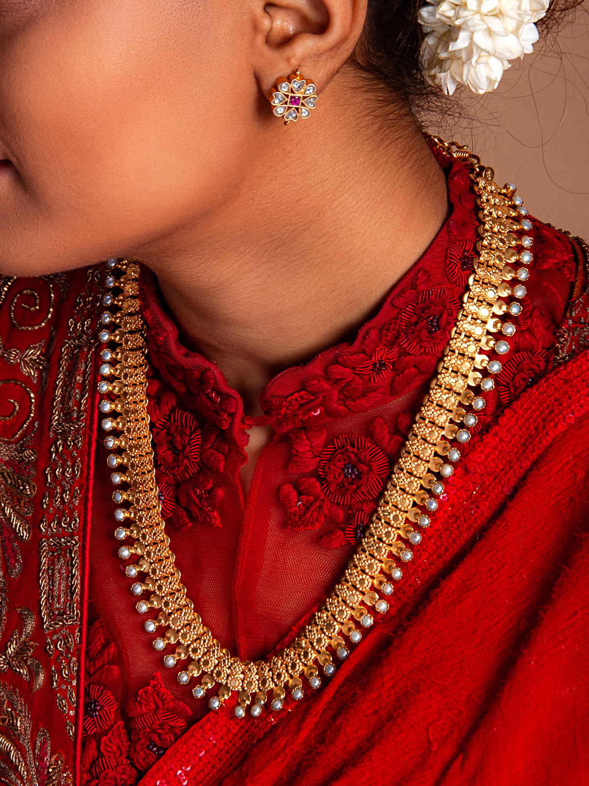 Svarnam Festive Pearl Necklace view 2