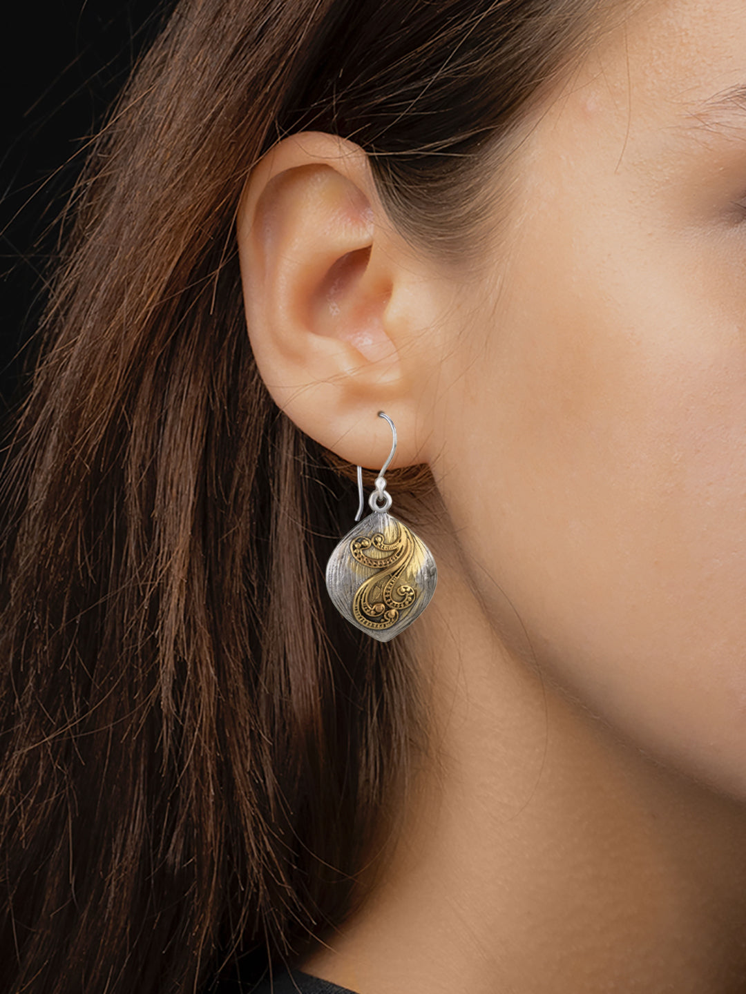 Two Toned Textured Dangler Earrings
