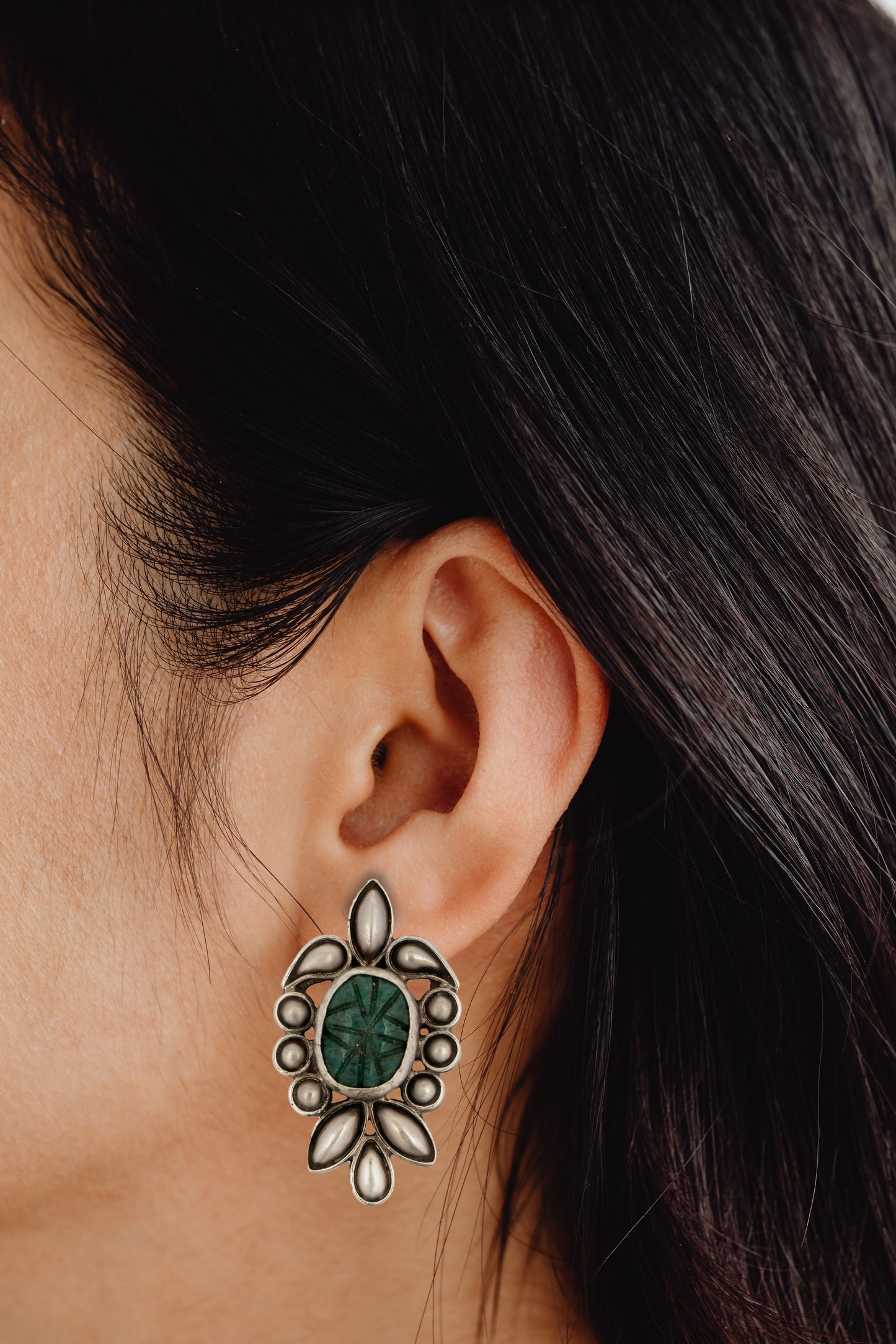 925 Sterling Silver Earrings with Green Gemstone