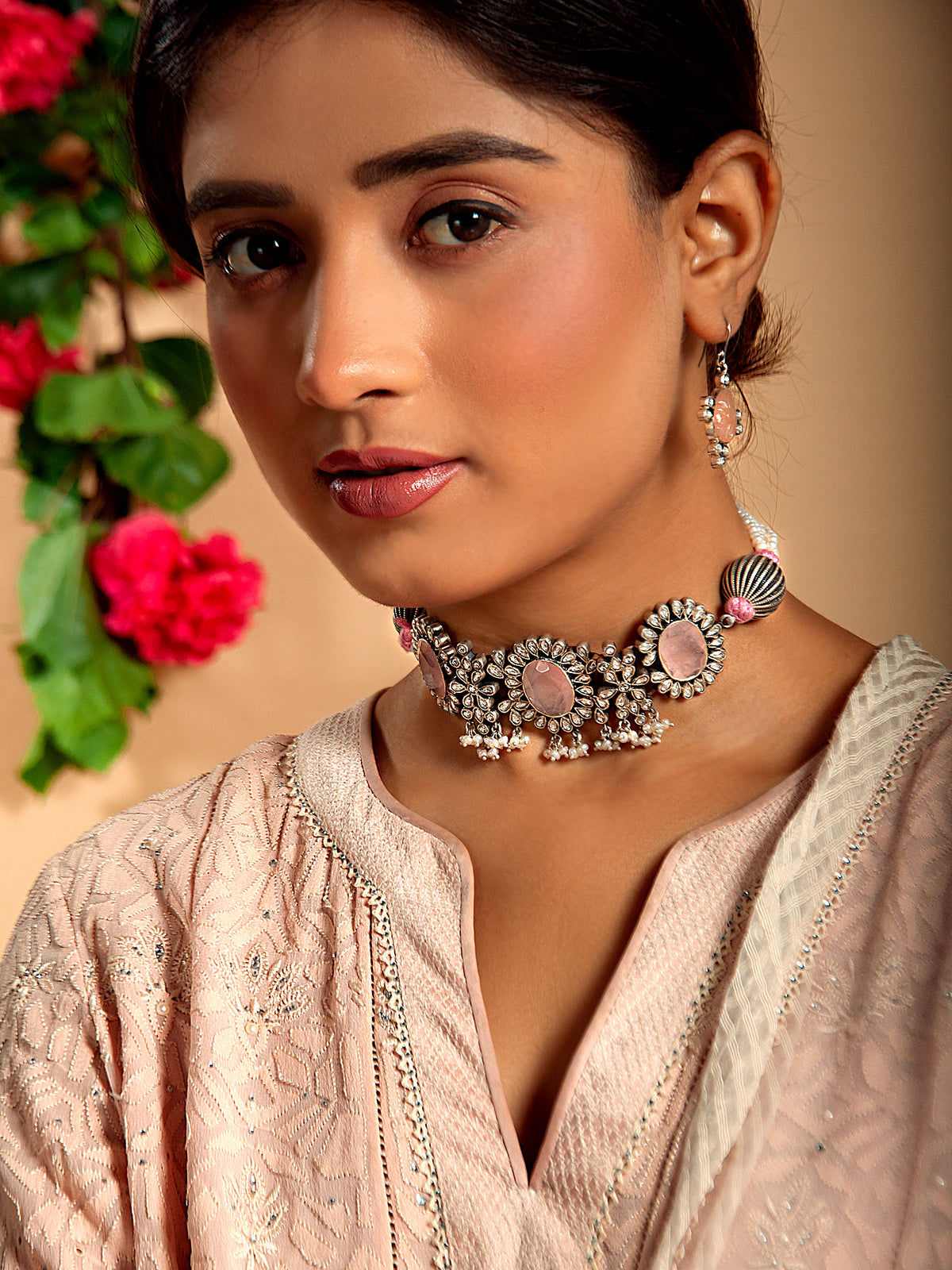 Silver Rose Quartz Kundan Choker with Pearl view 2