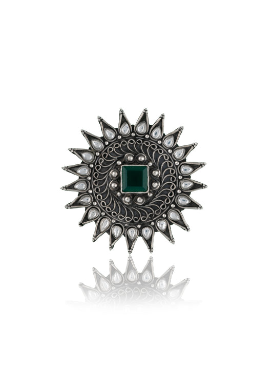 Star Silver Ring with Kundan and Green Onyx