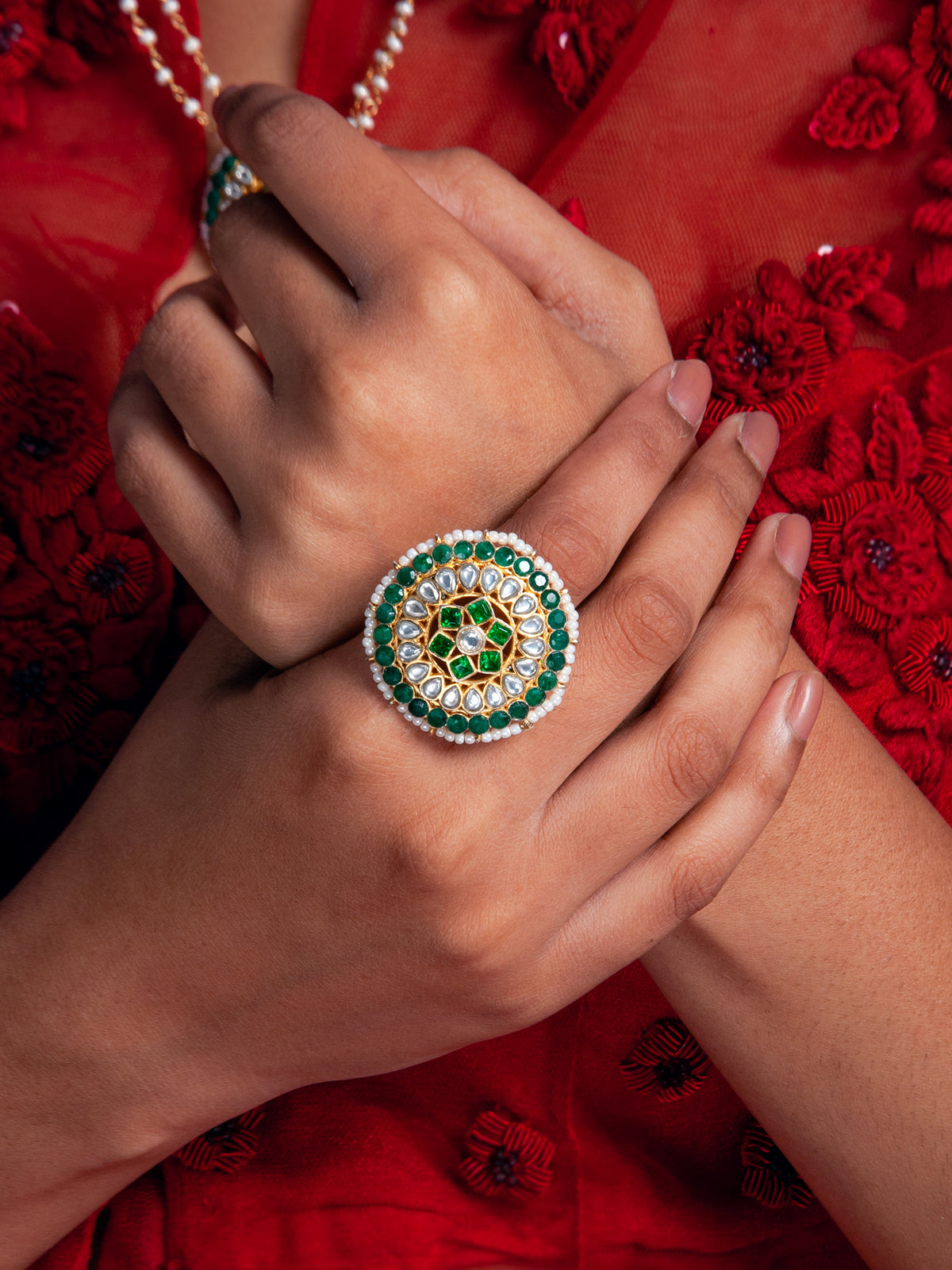 Svarnam Round Kundan Ring view 4