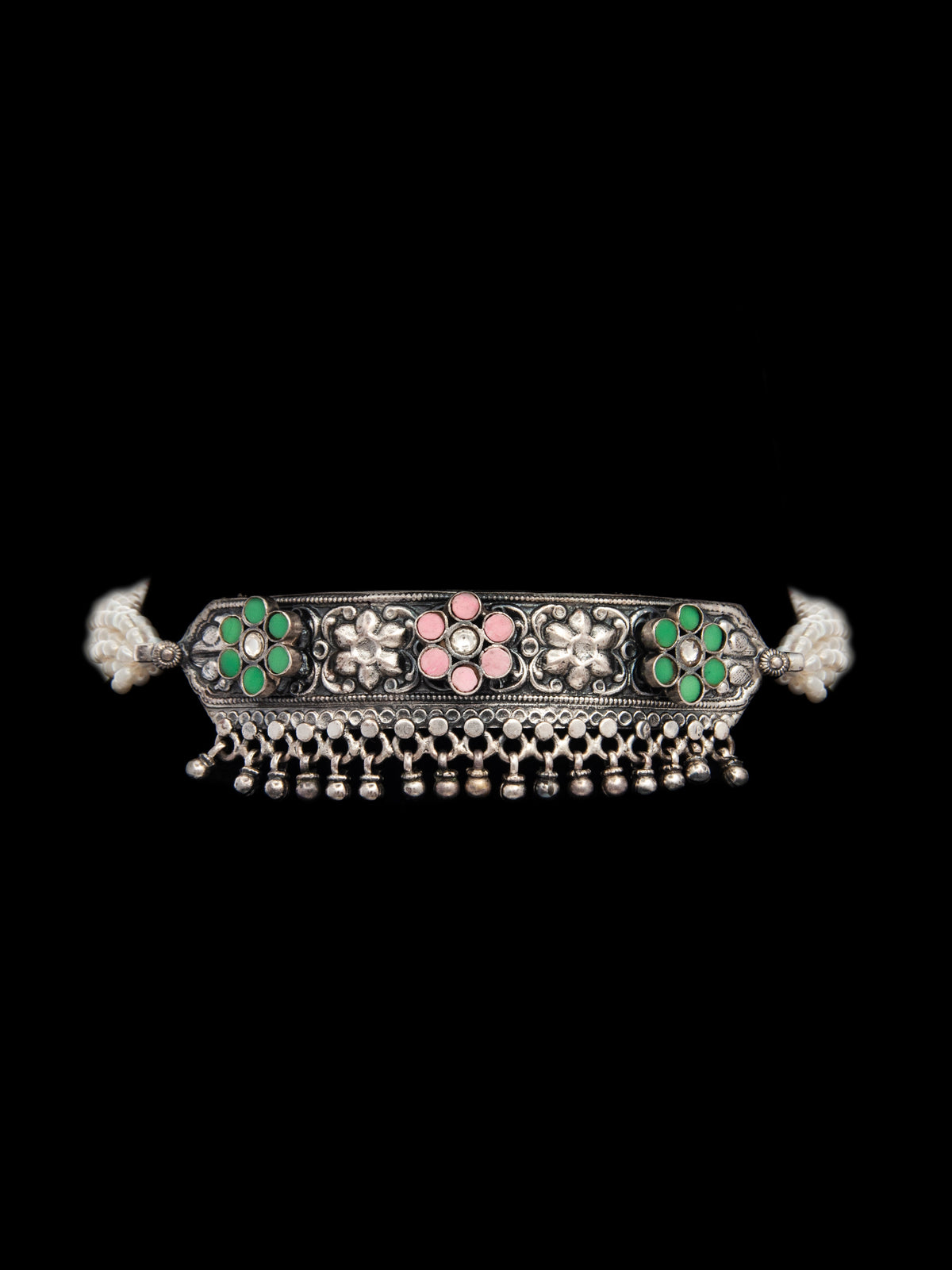 Silver Fusion Floral Kundan Choker with Pearl view 4