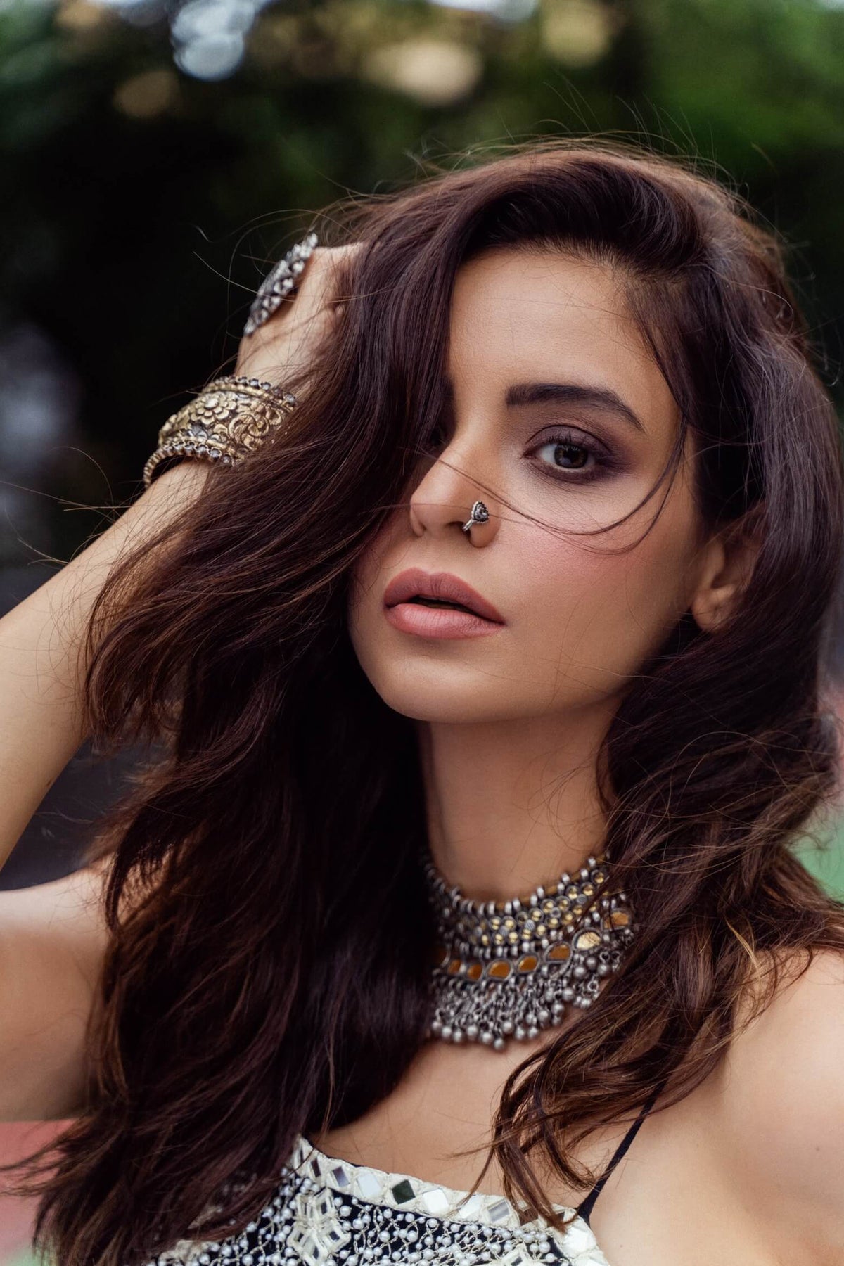 Aamna Sharif's Mirror Necklace view 3