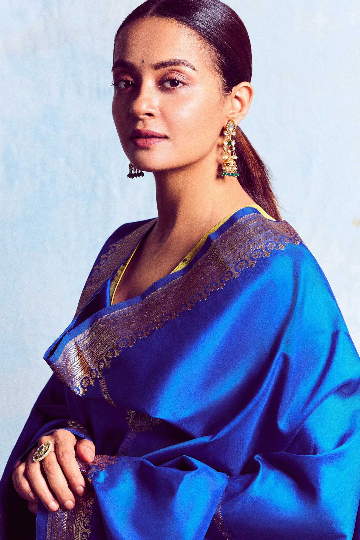 Surveen Chawla in Jhankar collection of Neeta Boochra Jewelry view 5