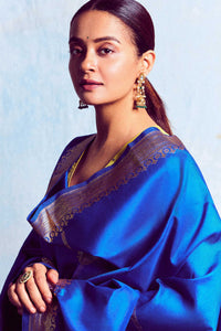 Surveen Chawla in Jhankar collection of Neeta Boochra Jewelry view 5