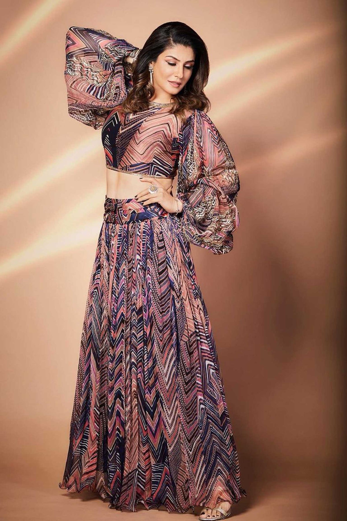 Raveena Tandon in Utkrishta collection of Neeta Boochra Jewelry view 8